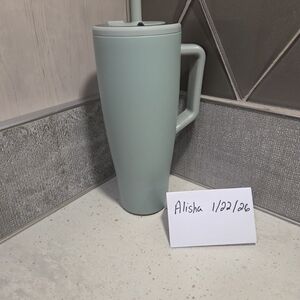 Brumate 40oz Era In The Color Sage